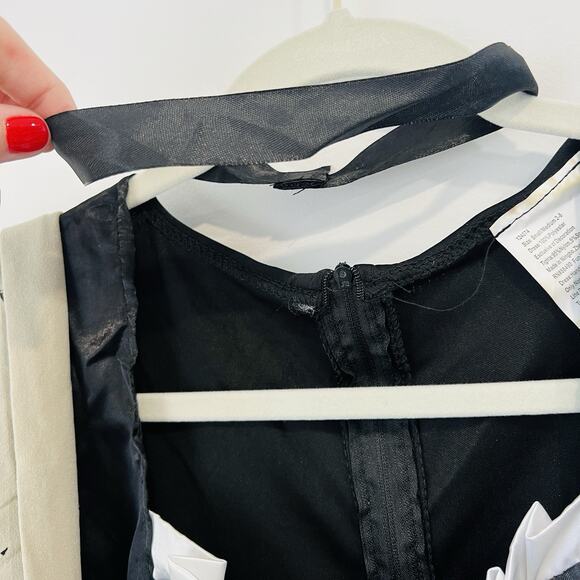 Fun World Halloween Broken Doll Dress Adult Size S/M 2-8 No Choker - Picture 9 of 9